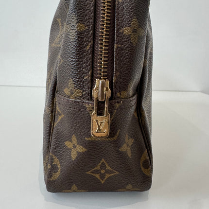 Trousse de toilette Louis Vuitton 28 Monogram
