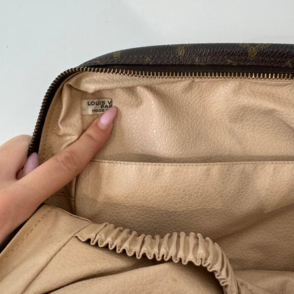 Trousse de toilette Louis Vuitton 28 Monogram