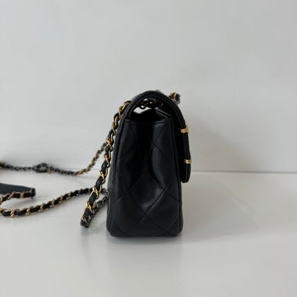 Mini Sac Chanel timeless Coco clips noir