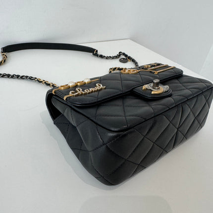 Mini Sac Chanel timeless Coco clips noir