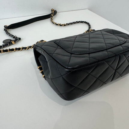 Mini Sac Chanel timeless Coco clips noir