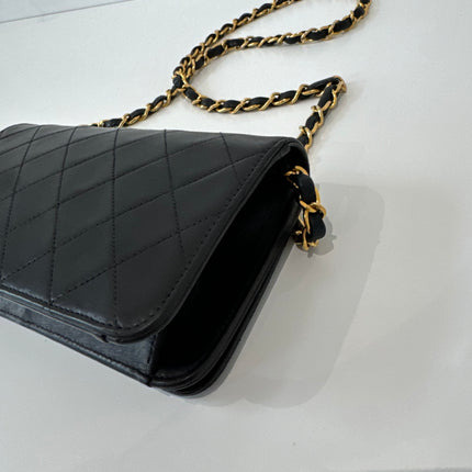 Sac Chanel vintage mademoiselle pm noir