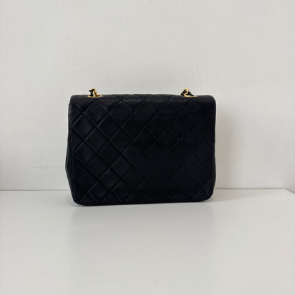 Sac Chanel Timeless vintage 20cm marine