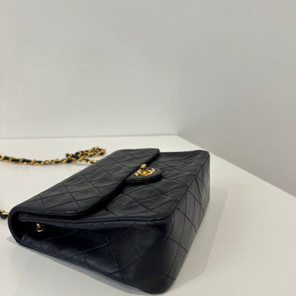 Sac Chanel Timeless vintage 20cm marine